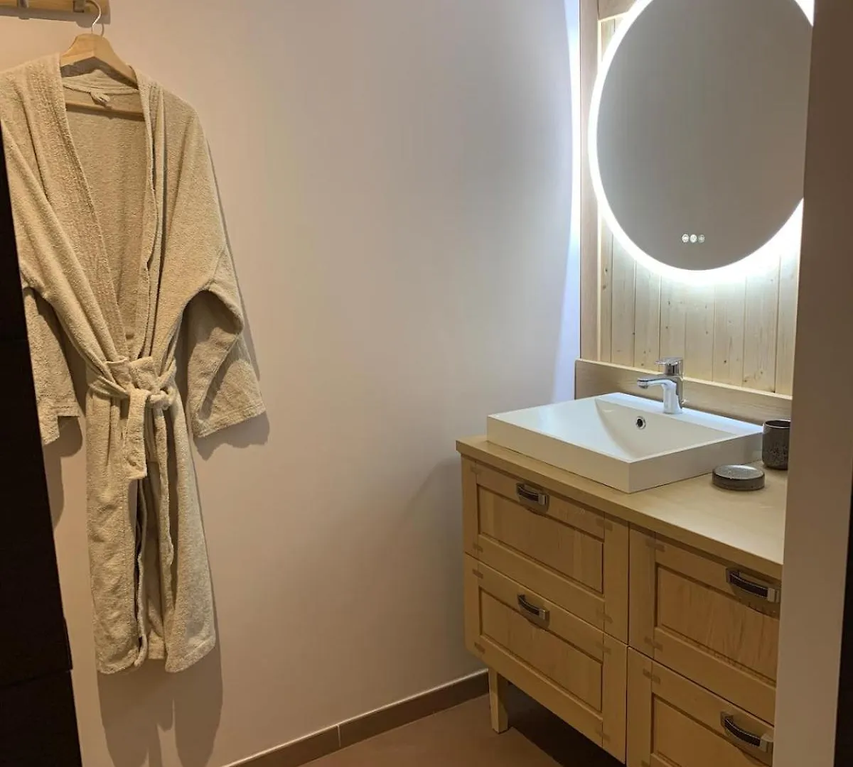 Loft Jacuzzi Sauna Pool Yoga Sea View Love-Room Saint-Jeannet  0*, Saint-Jeannet (Alpes-Maritimes) France