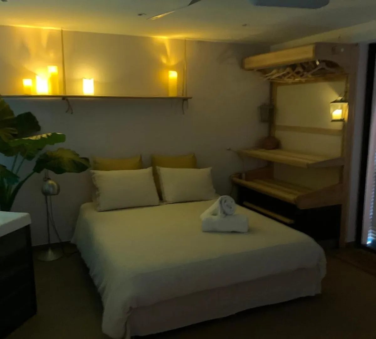 Apartment Loft Jacuzzi Sauna Pool Yoga Sea View Love-Room Saint-Jeannet  France