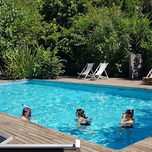 Camping Les Cent Chênes, Saint-Jeannet (Alpes-Maritimes)